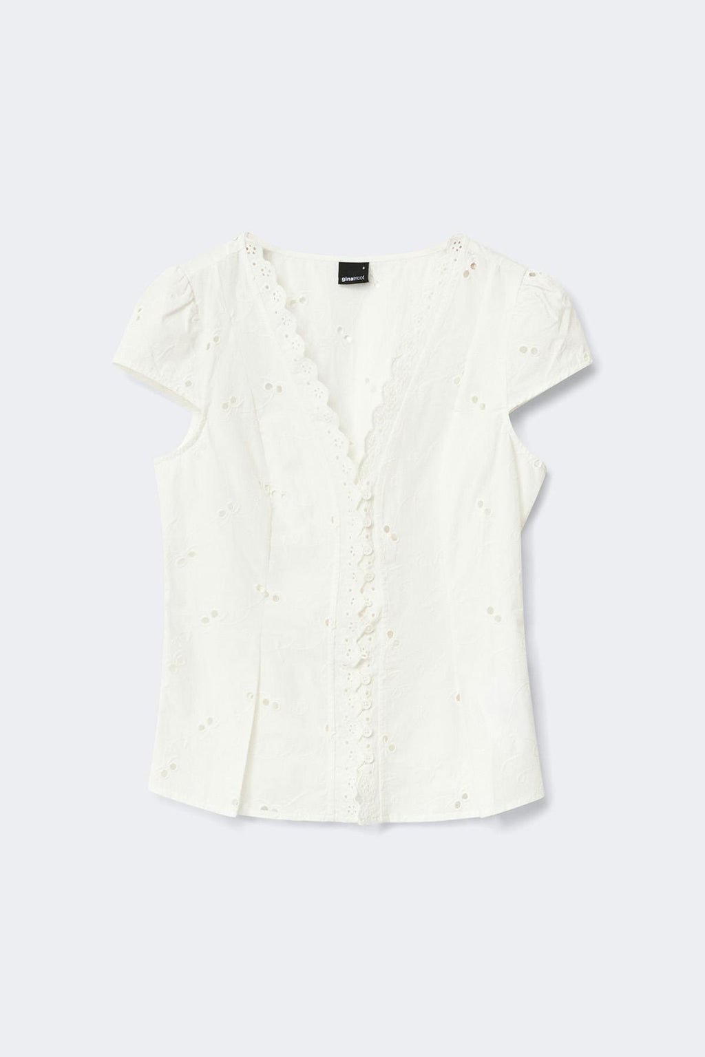 Broderie anglaise top