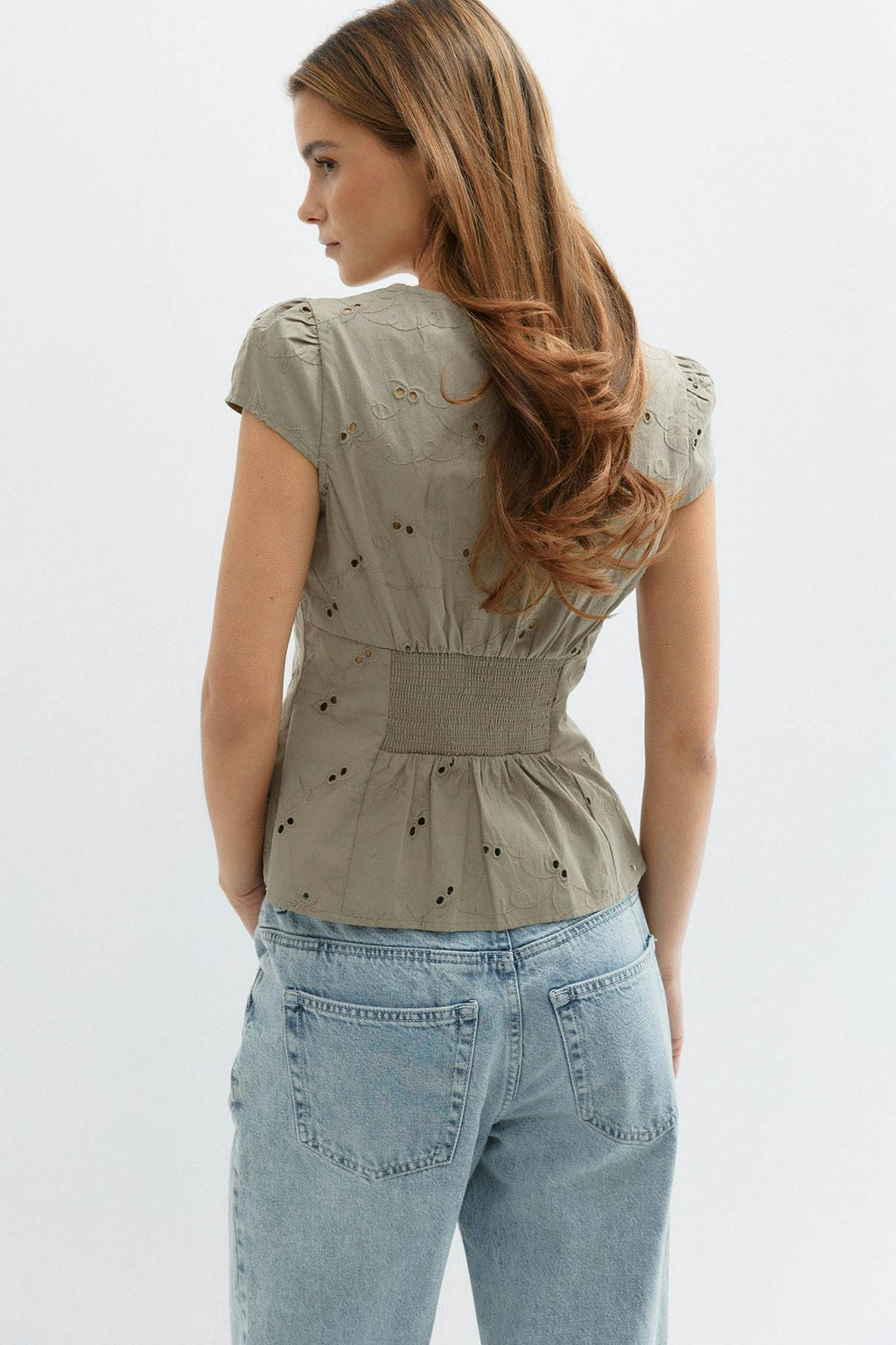 Broderie anglaise top