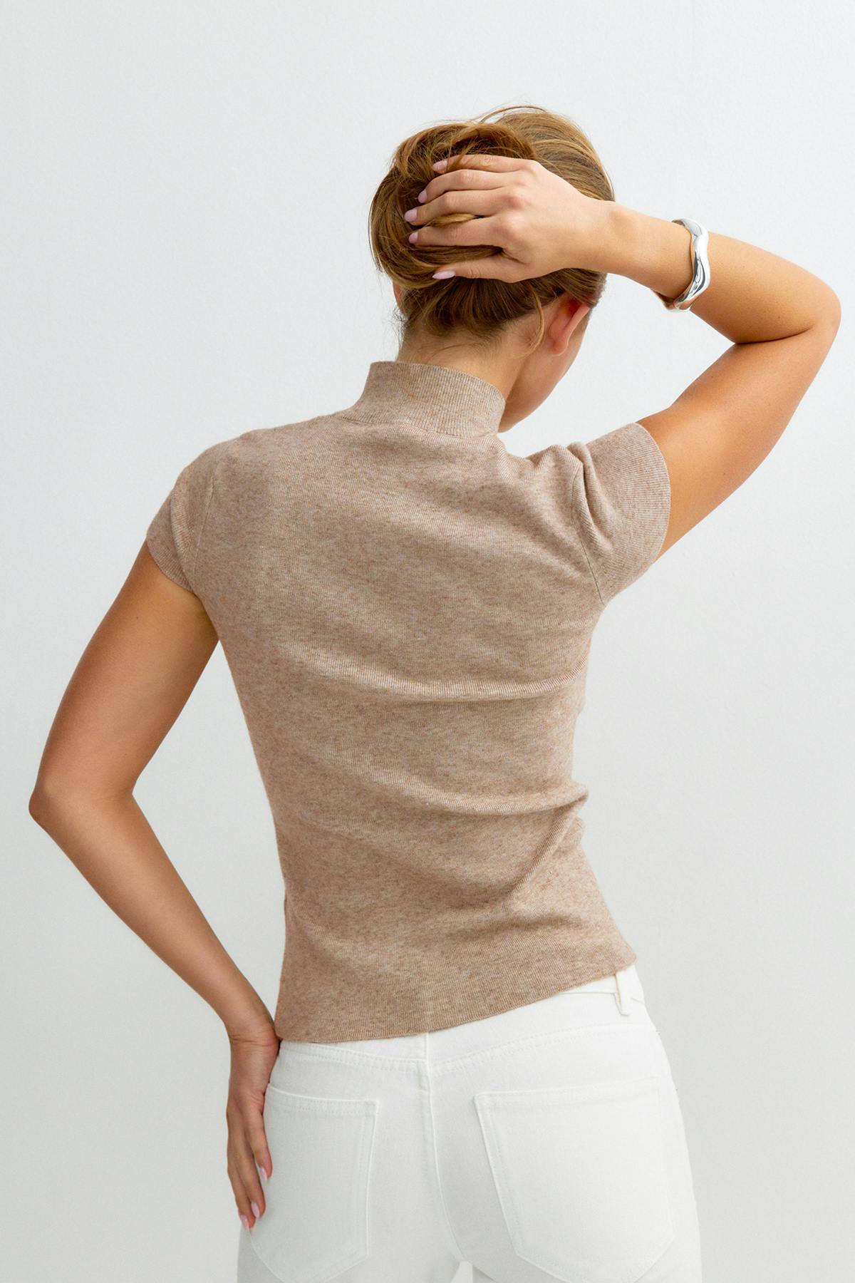 Cap sleeve knitted top