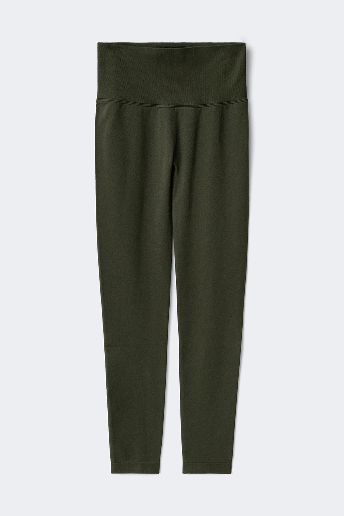 Seamless yoga tights