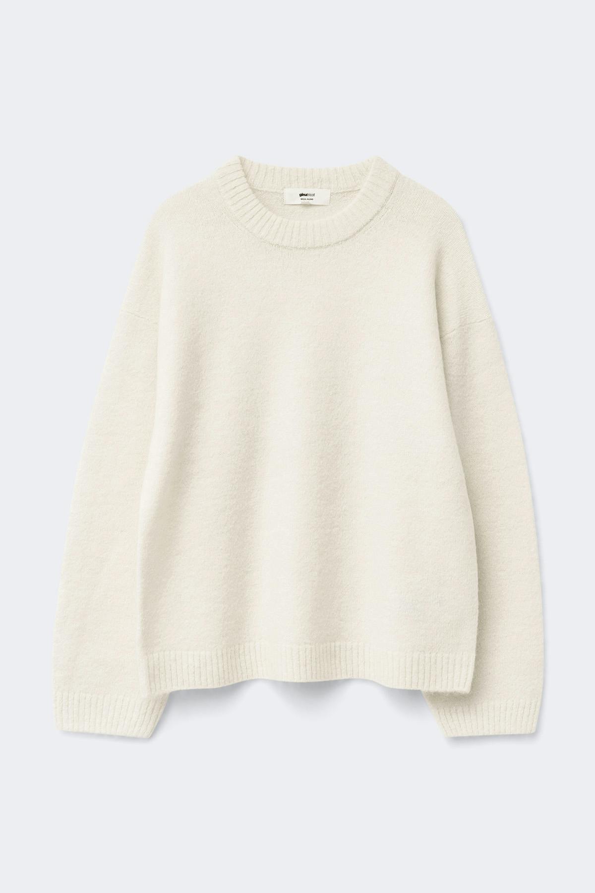Crew neck knitted sweater