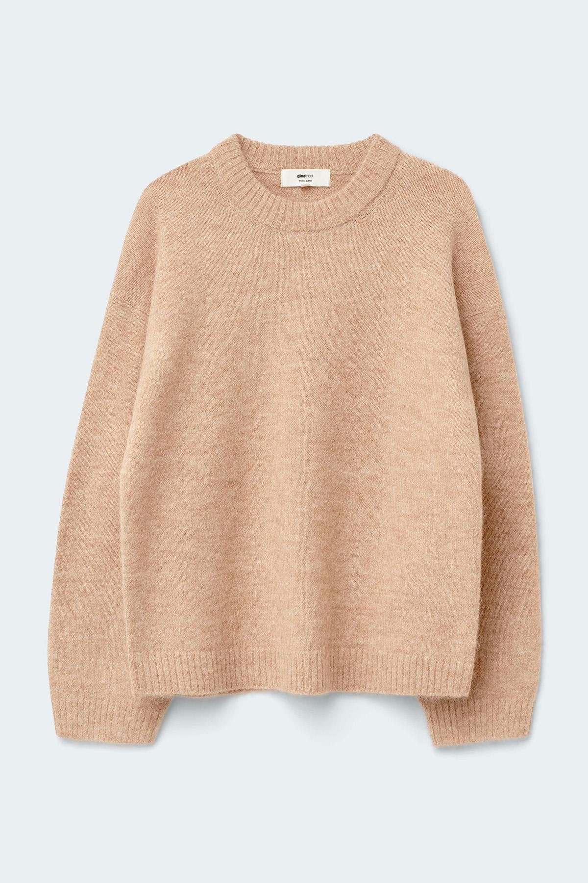 Crew neck knitted sweater