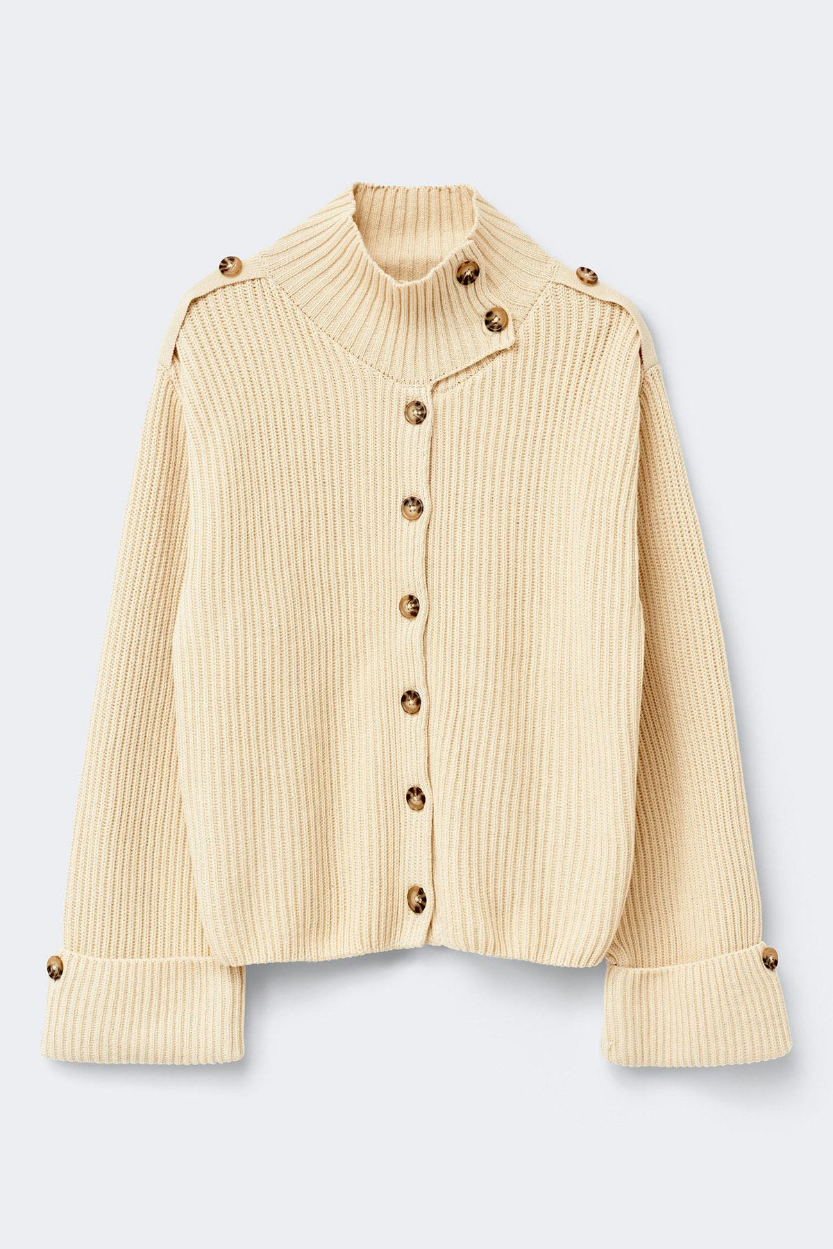Knitted cardigan