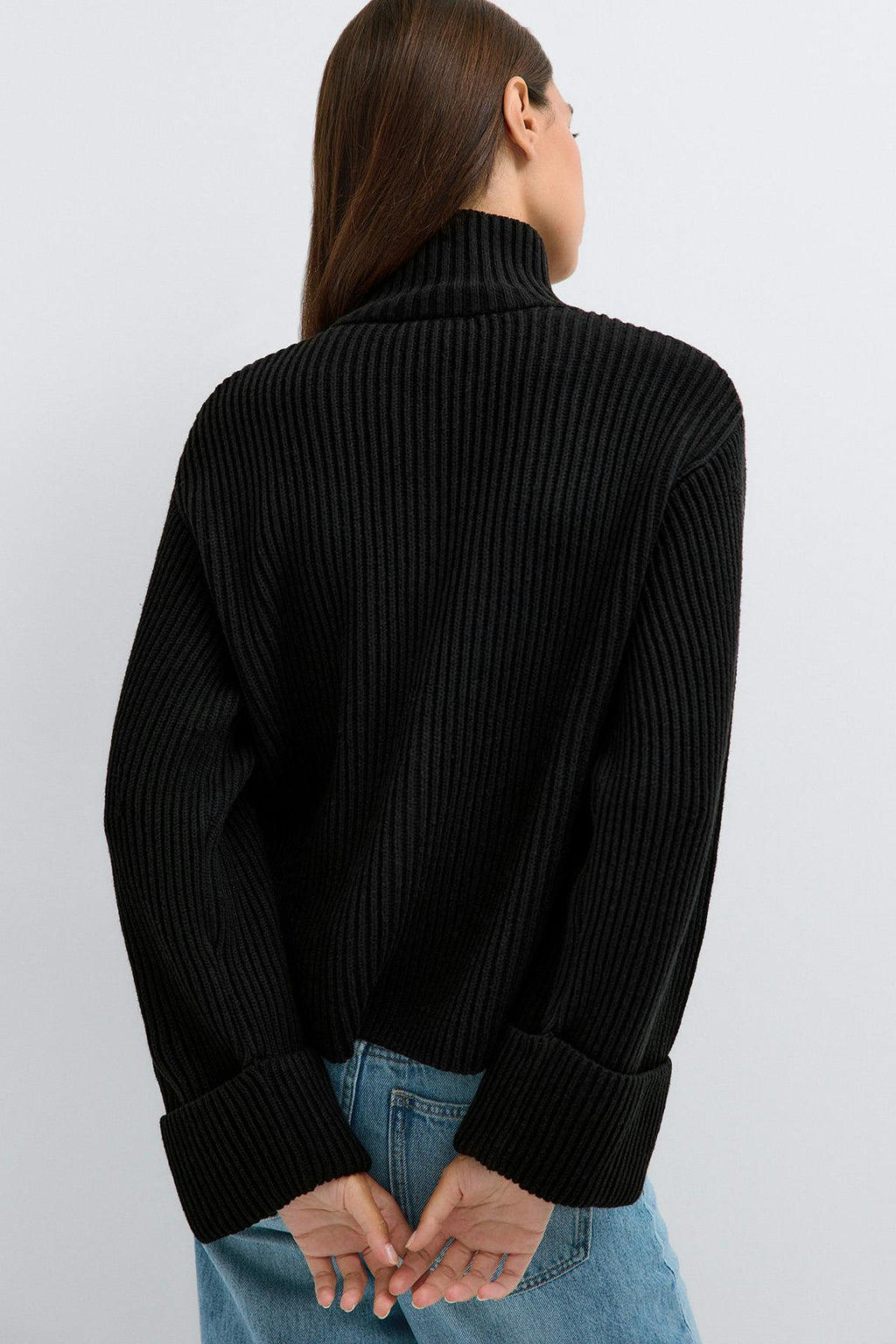 Knitted cardigan