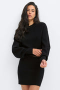 Knitted fitted sweater