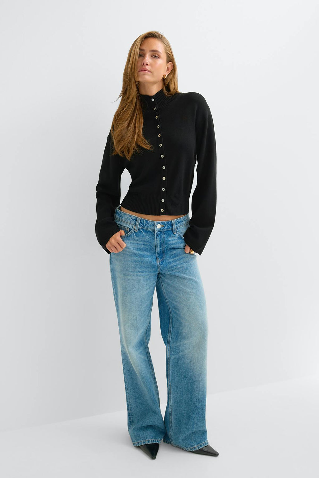 Turtleneck knitted cardigan