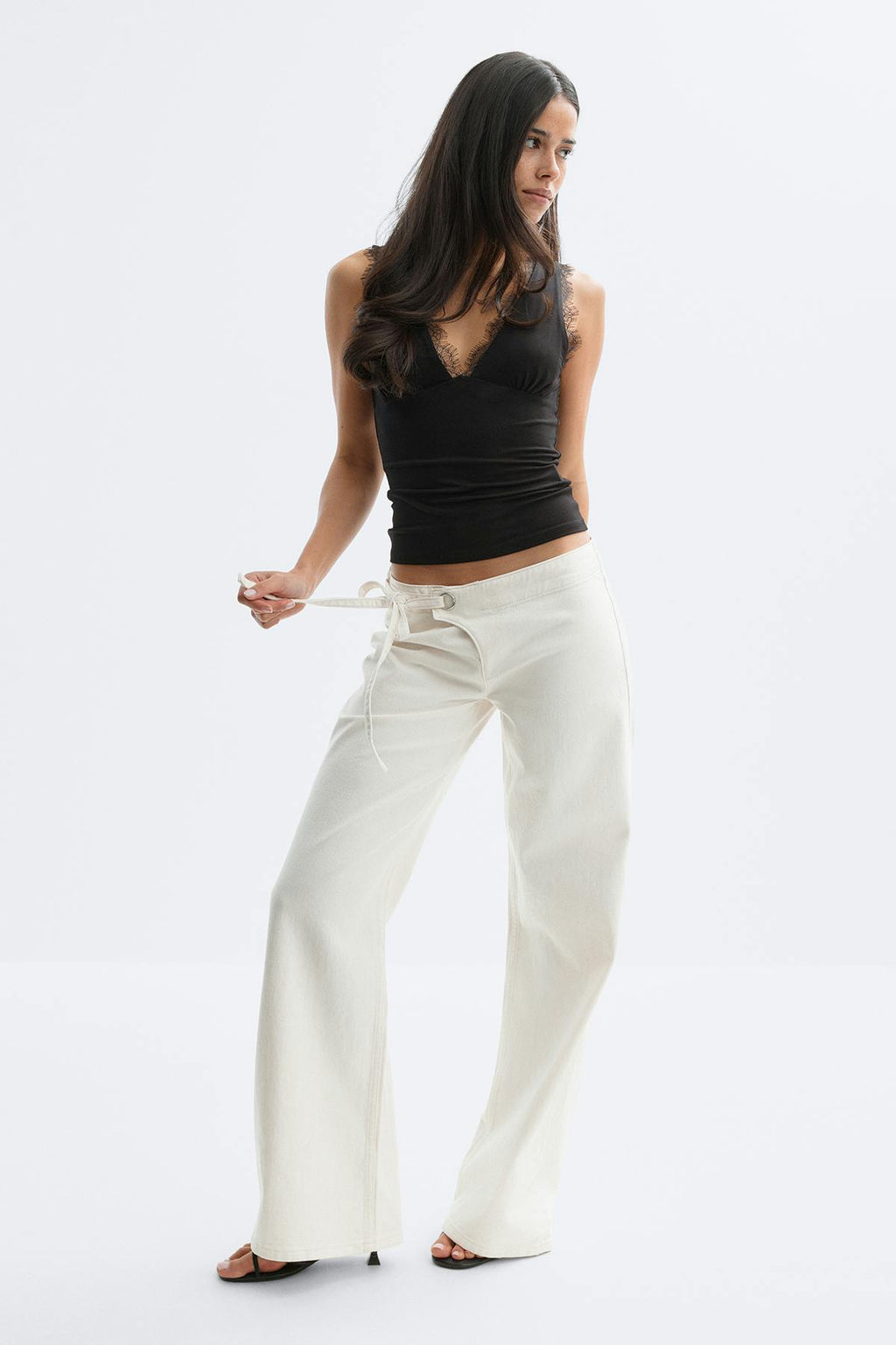 Side knot jeans