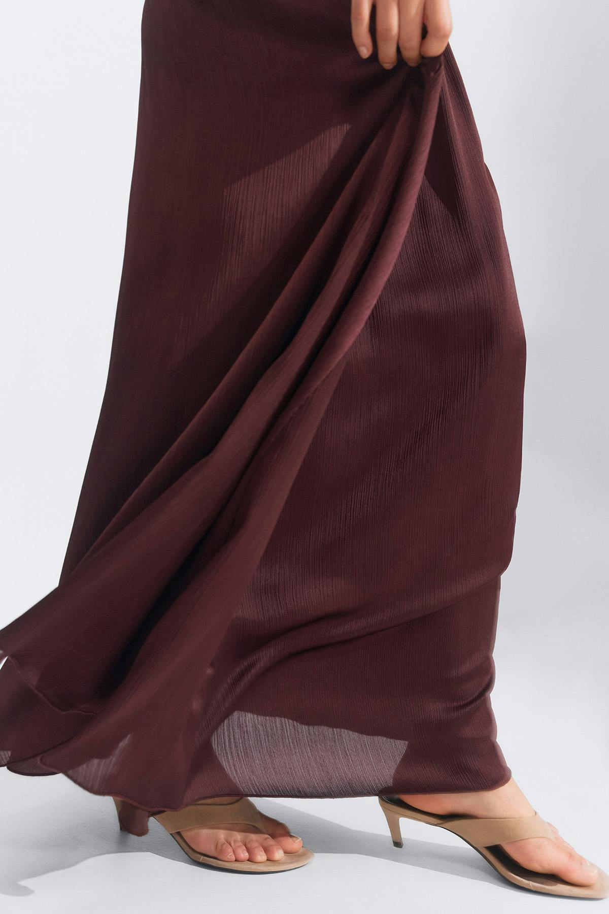 Flowy maxi skirt