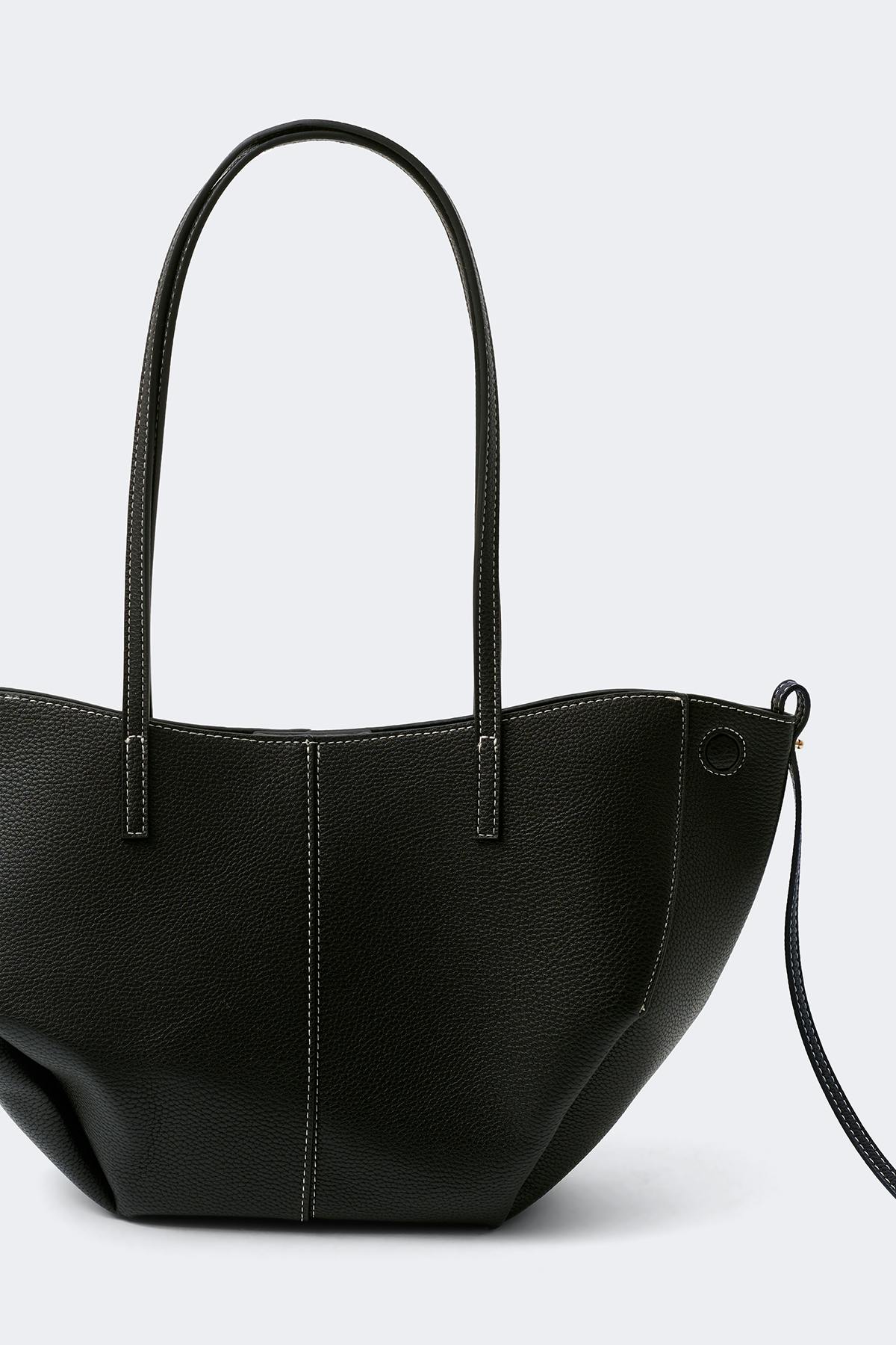 Detail midi bag