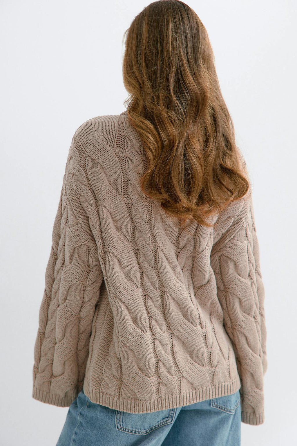 Chunky knitted cable cardigan