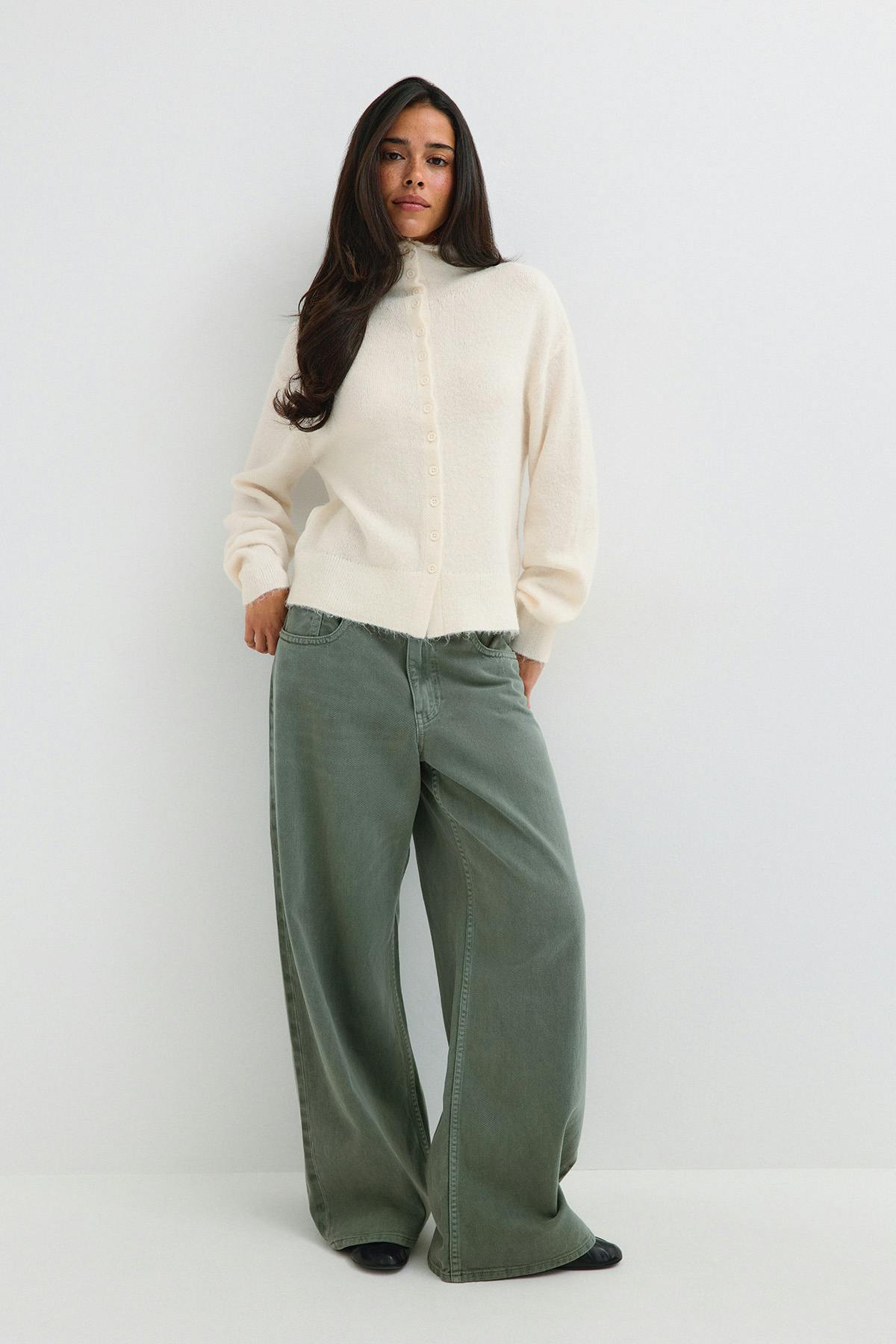 Alpaca funnel knitted cardigan