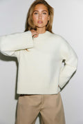 Crew neck knitted sweater