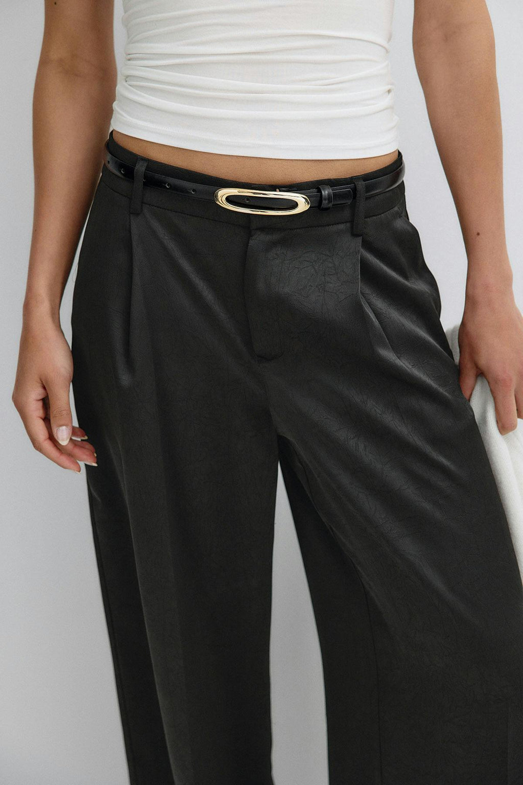 Slim buckle waist belt