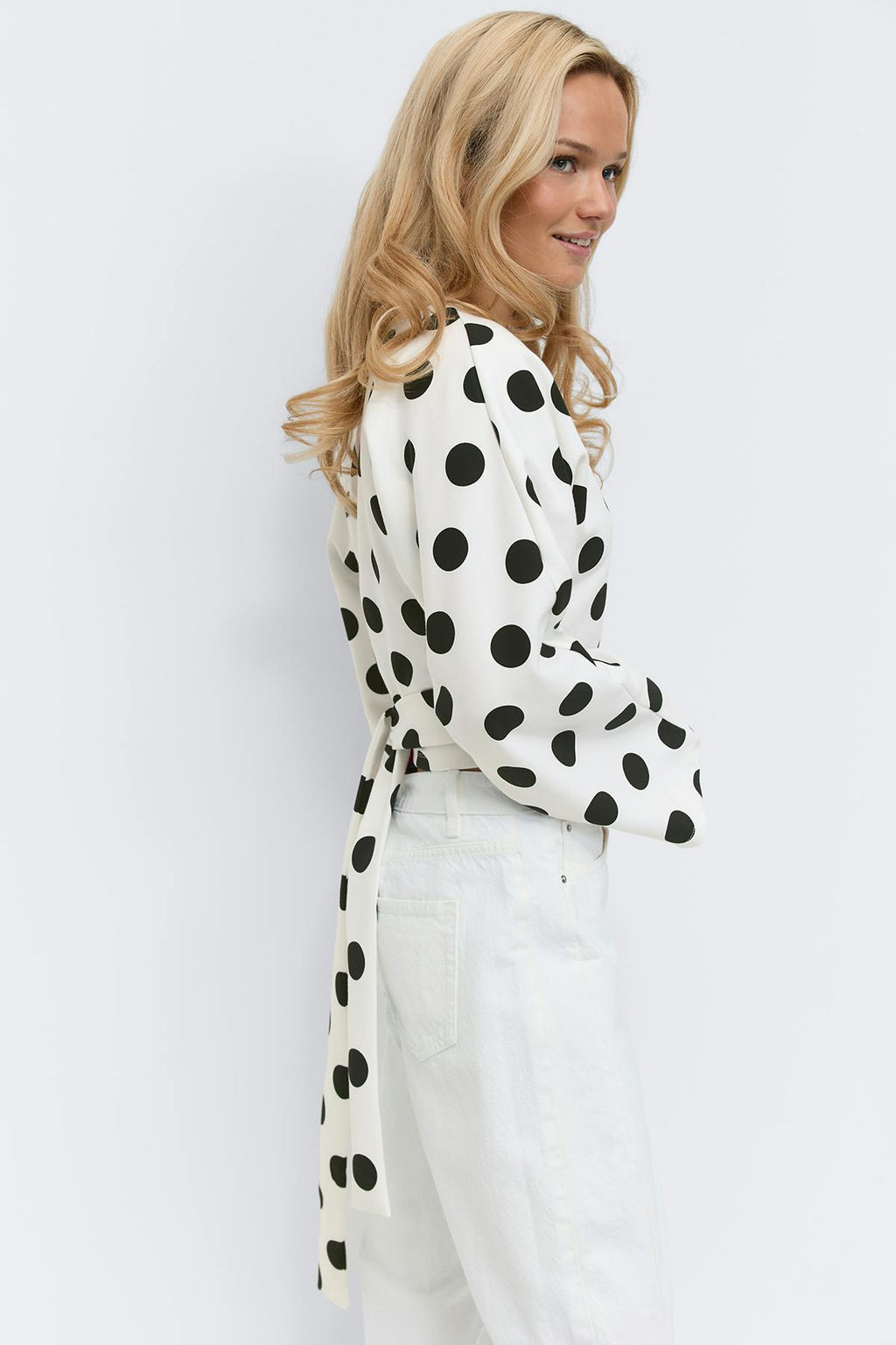 Dot wrap tie top