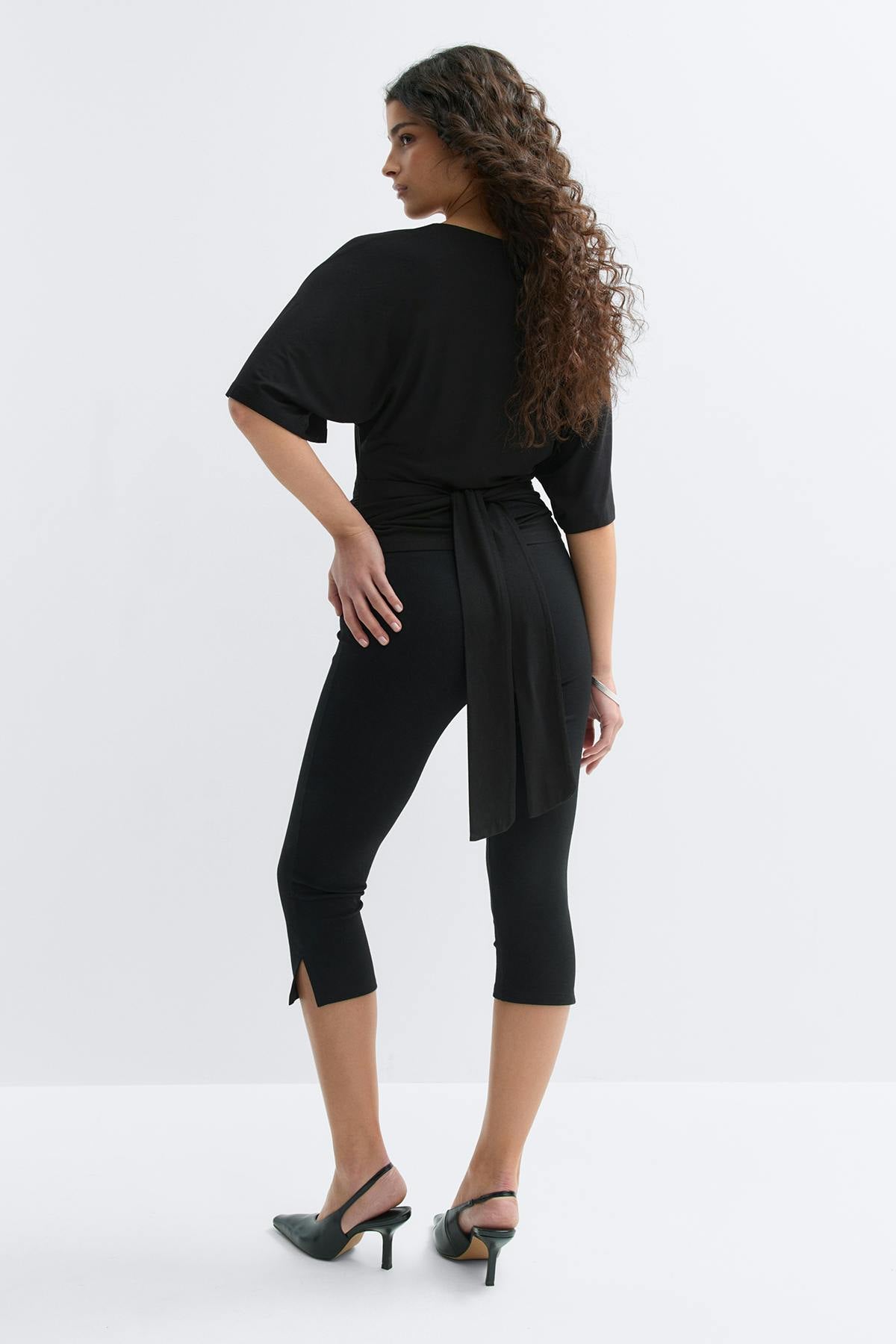 Tie back top