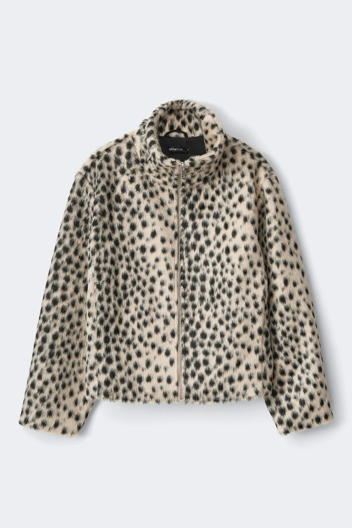 Faux fur high neck jacket
