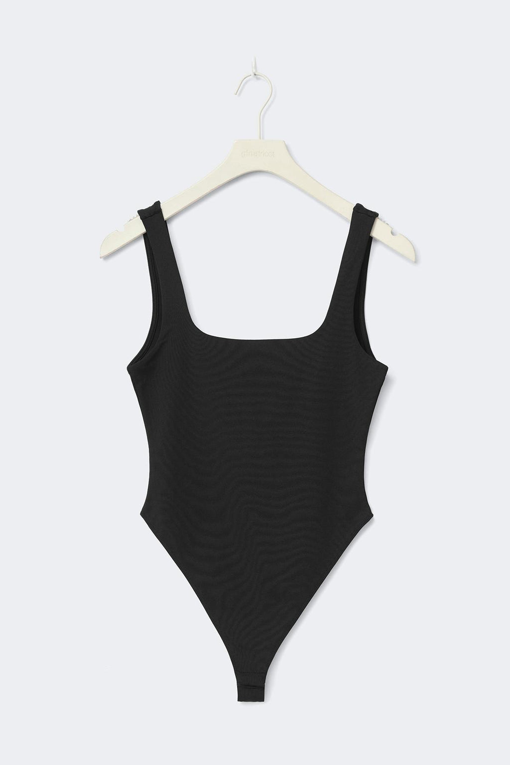 Square neck body