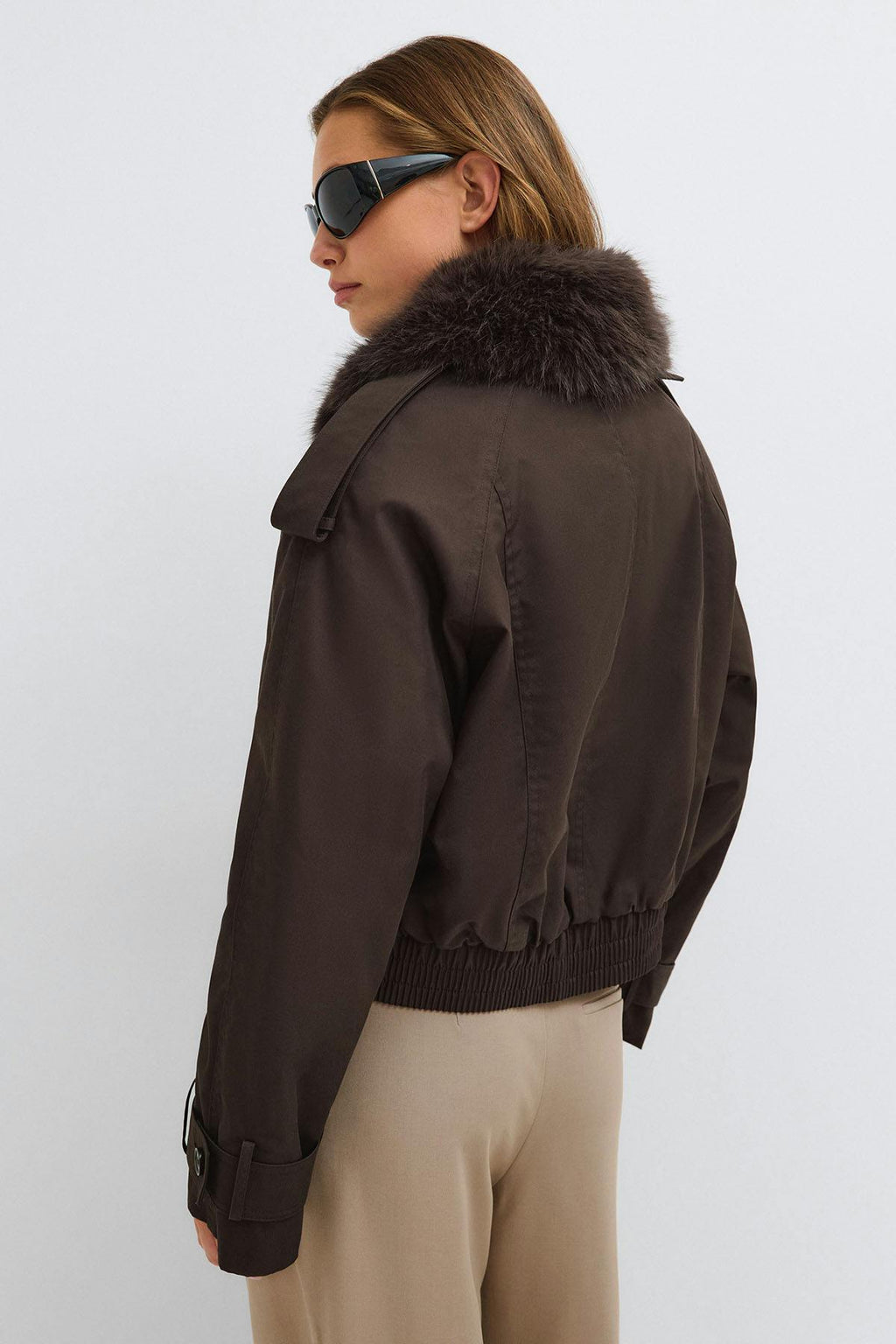 Short faux fur collar jacket