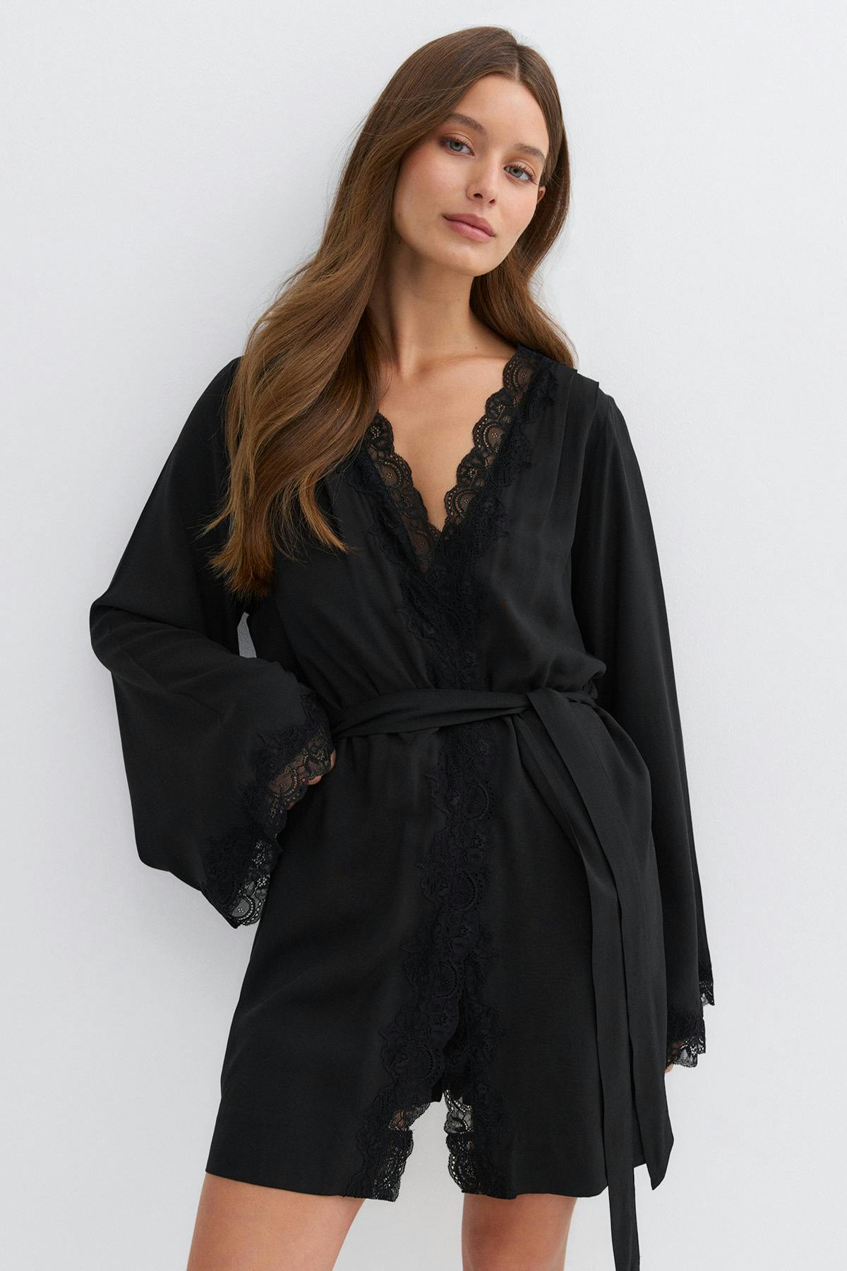 Lace loungewear robe