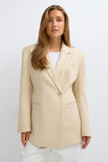Shaped blazer