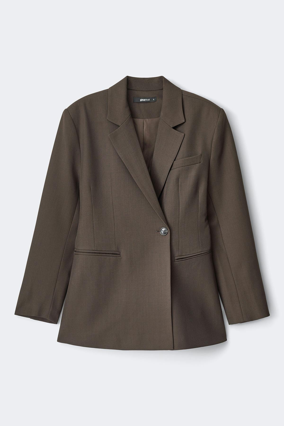 Shaped blazer