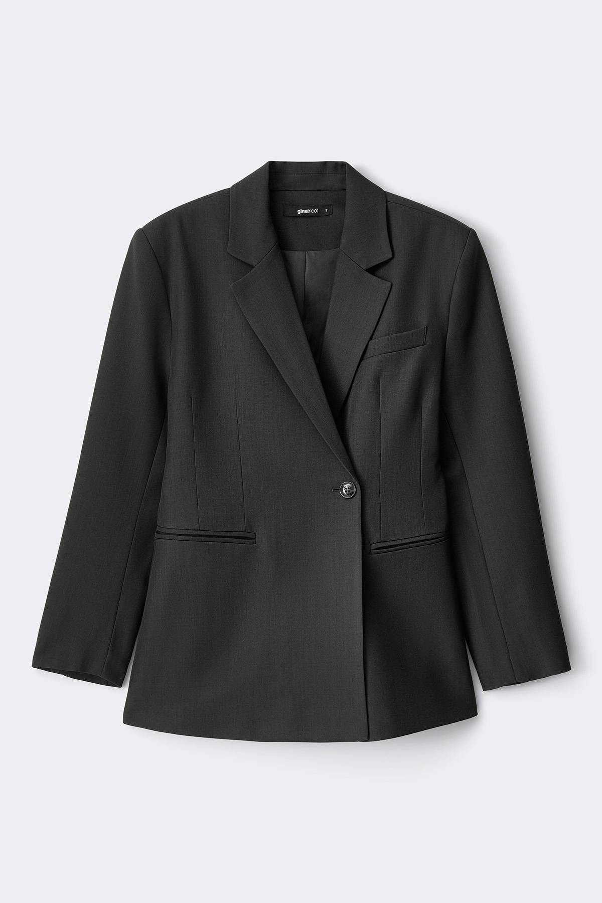 Shaped blazer