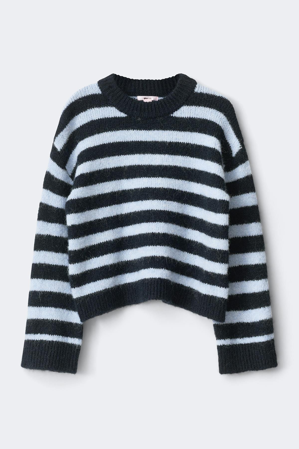 Y knitted crew neck sweater