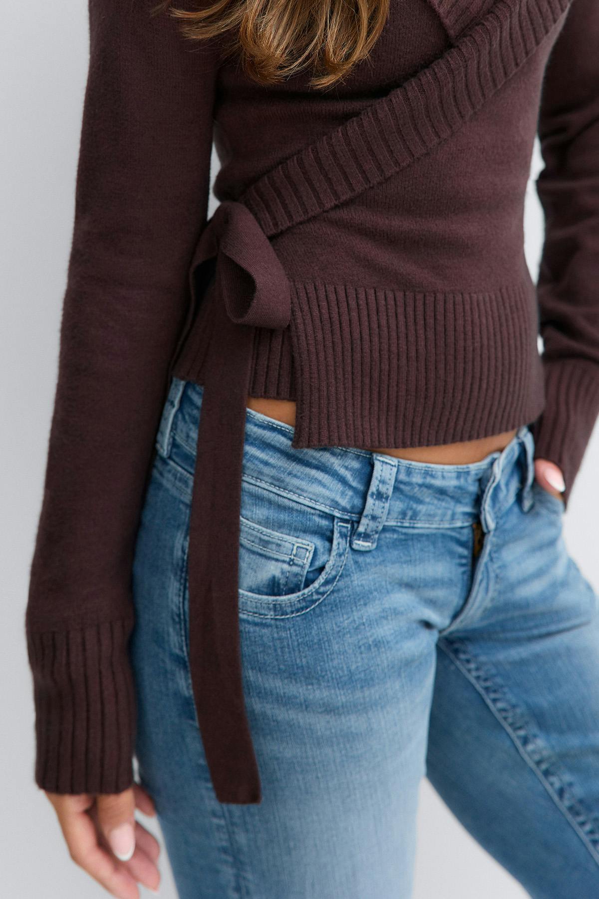 14+ knitted wrap sweater