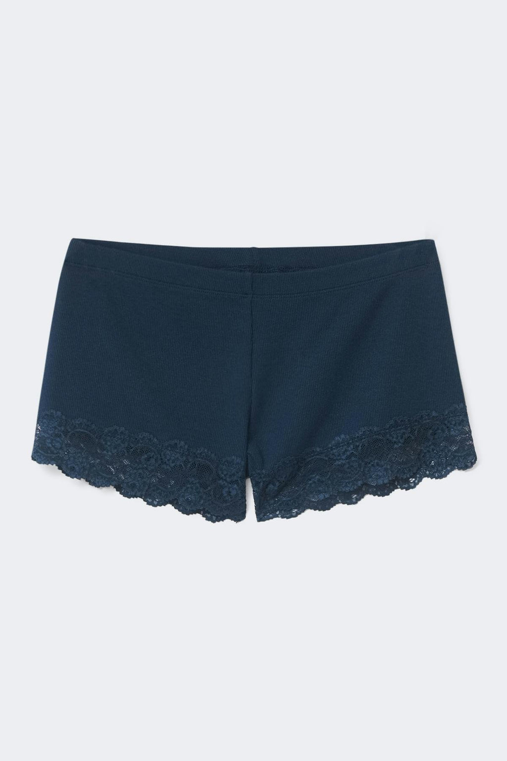 14+ lace detail shorts