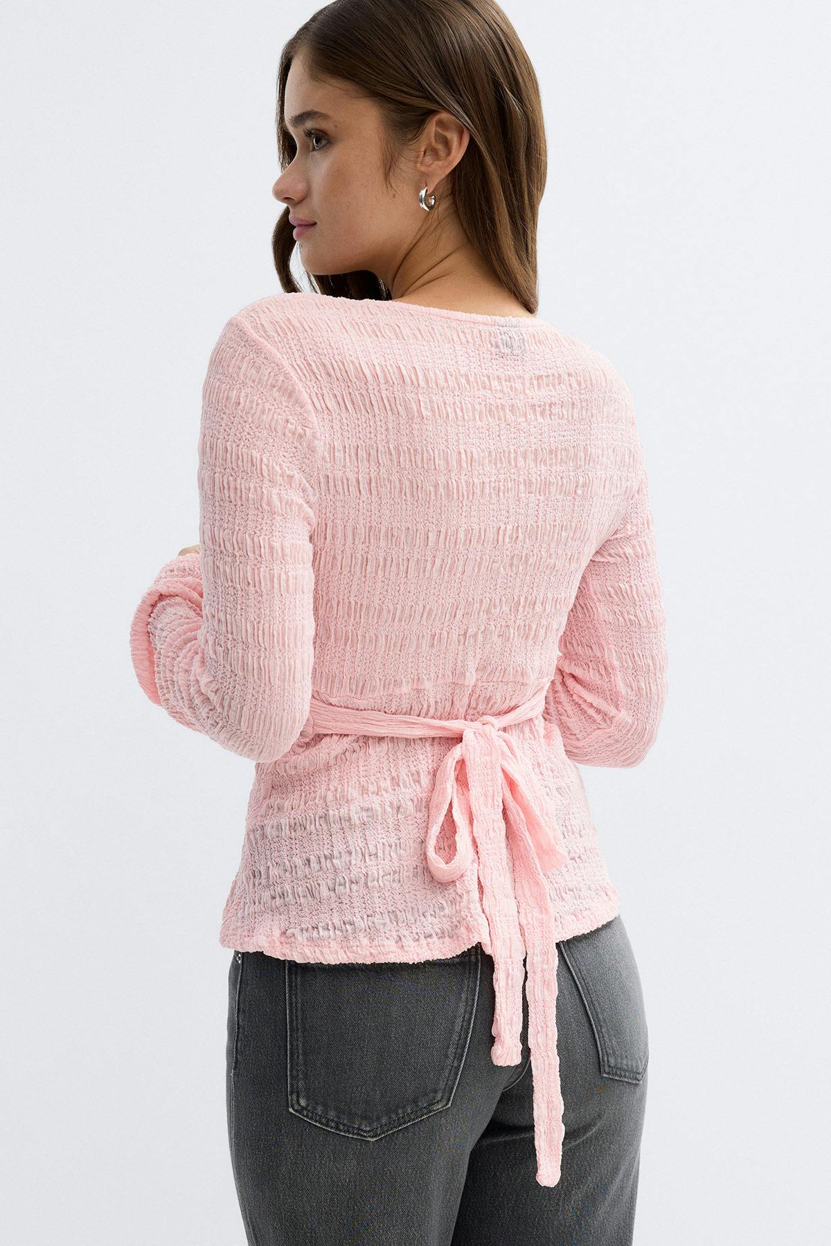 Tie back top