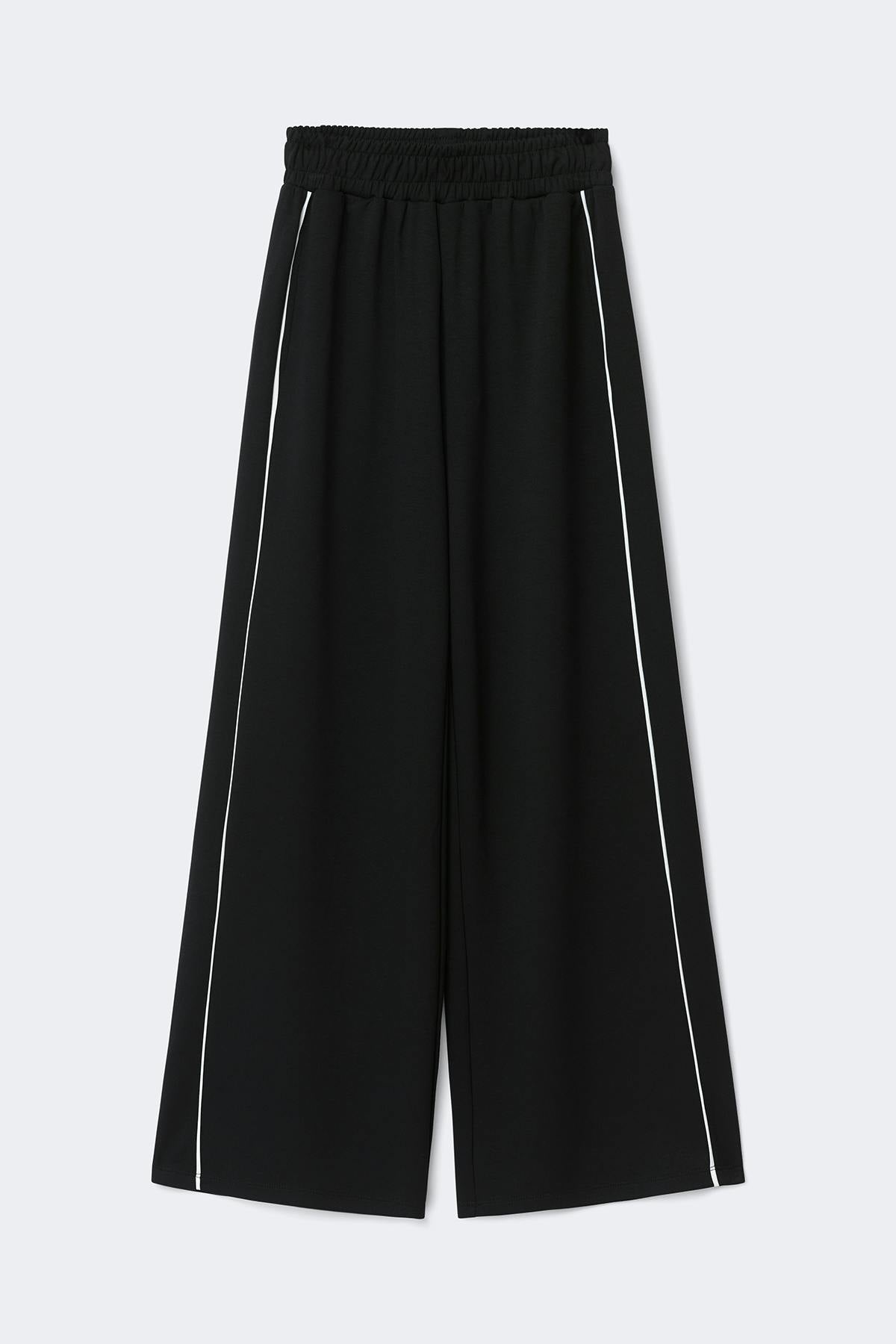 Soft sporty trousers
