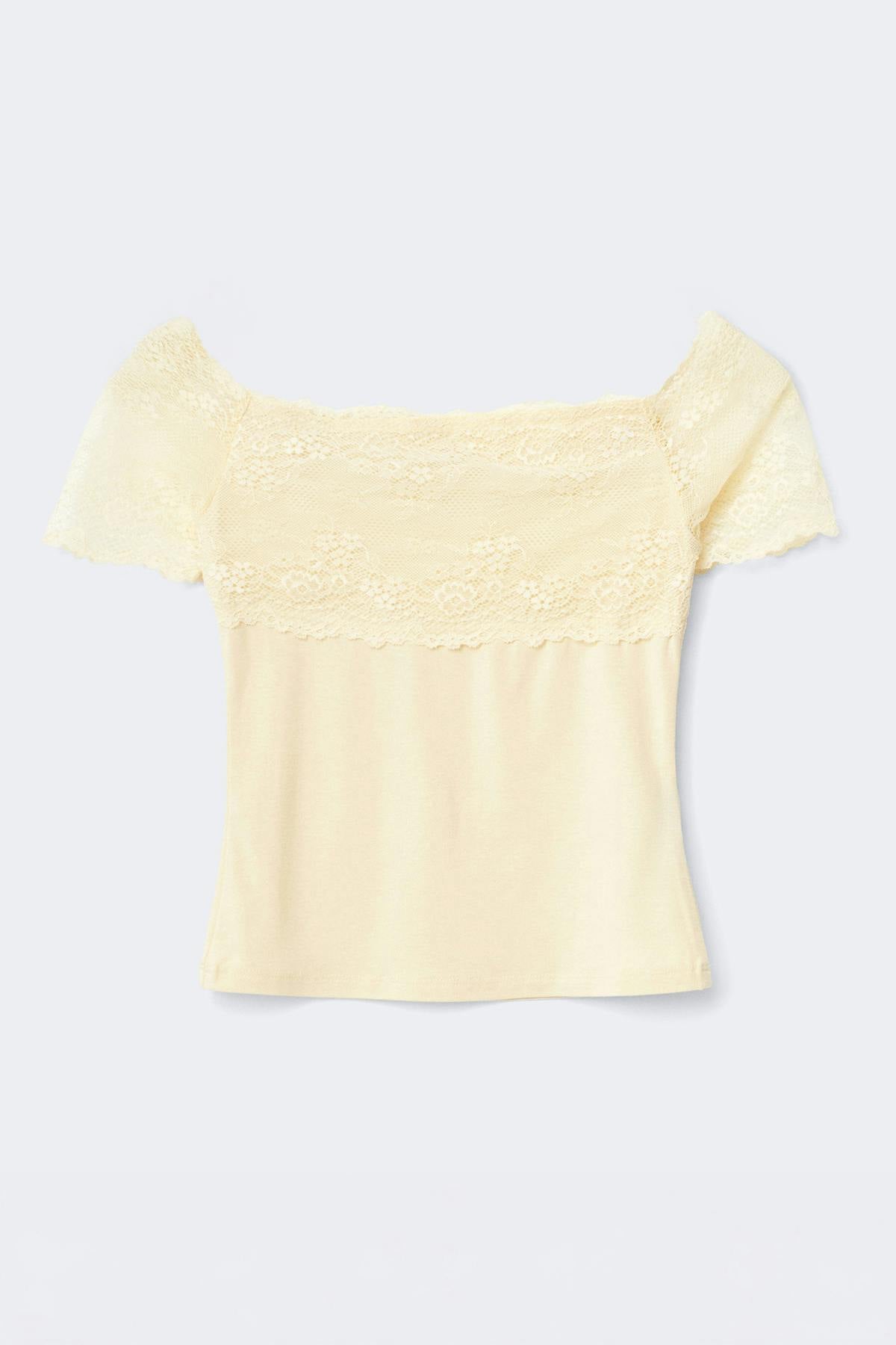 14+ lace detail top
