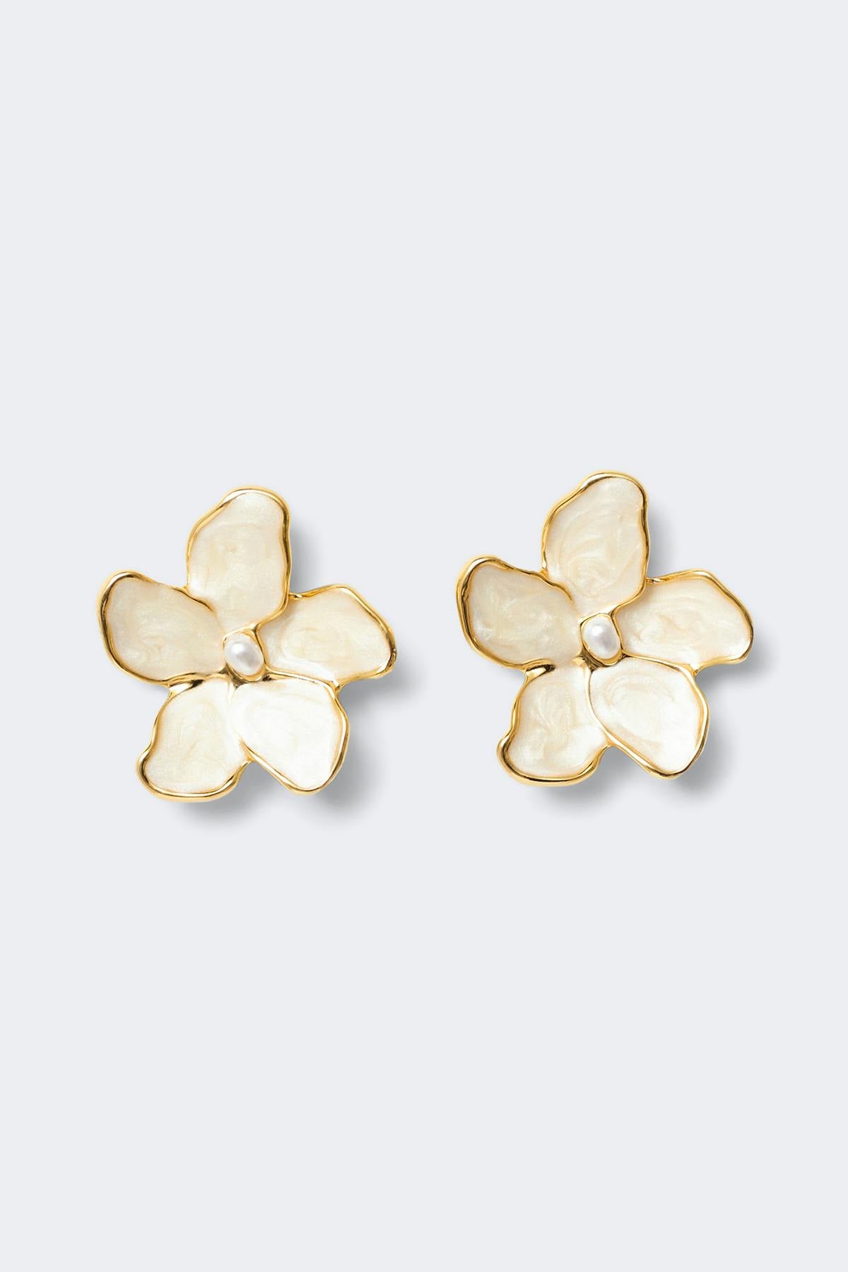 Flower earrings