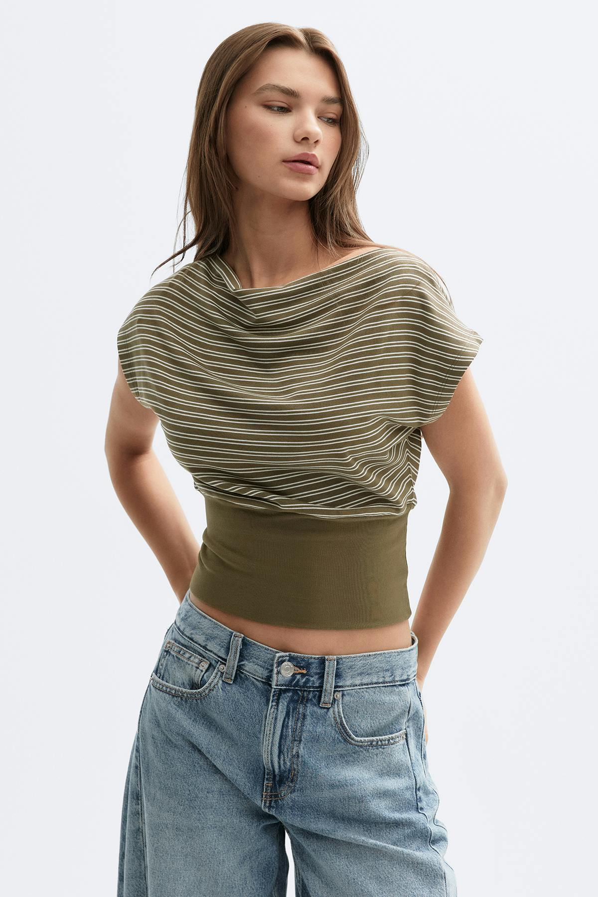 Boatneck top