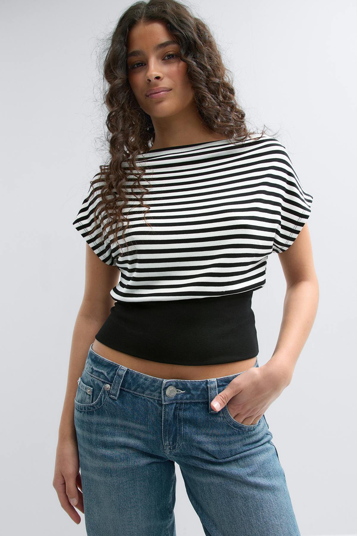 Boatneck top
