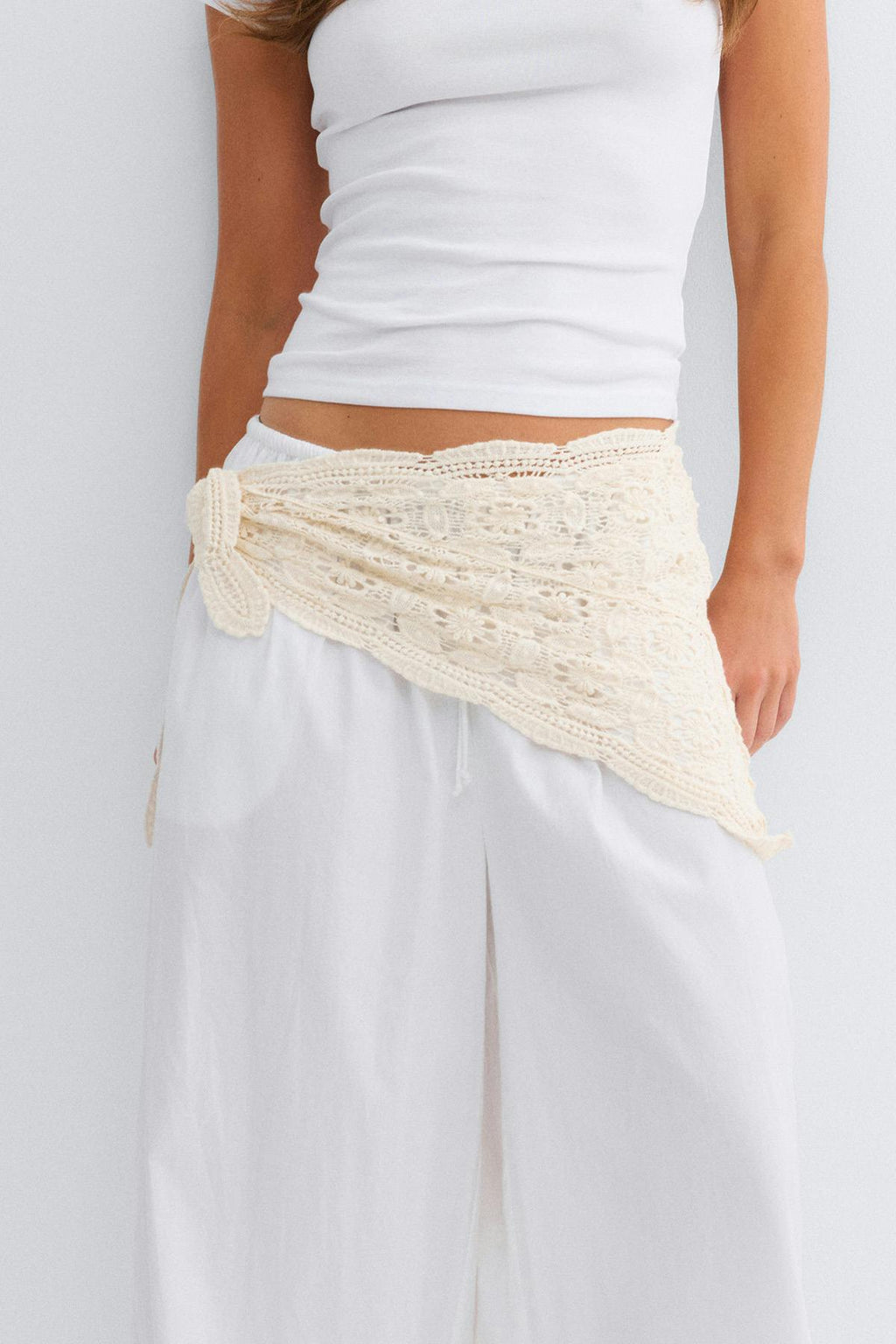 Crochet hip scarf