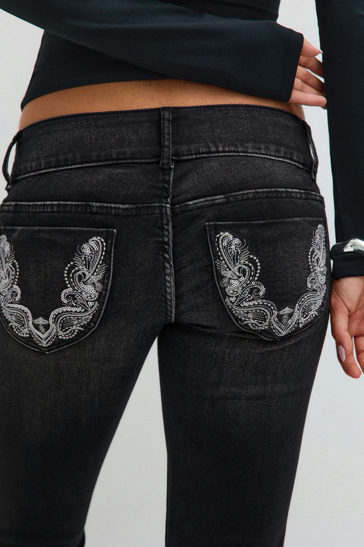14+ x-tra low pleated jeans