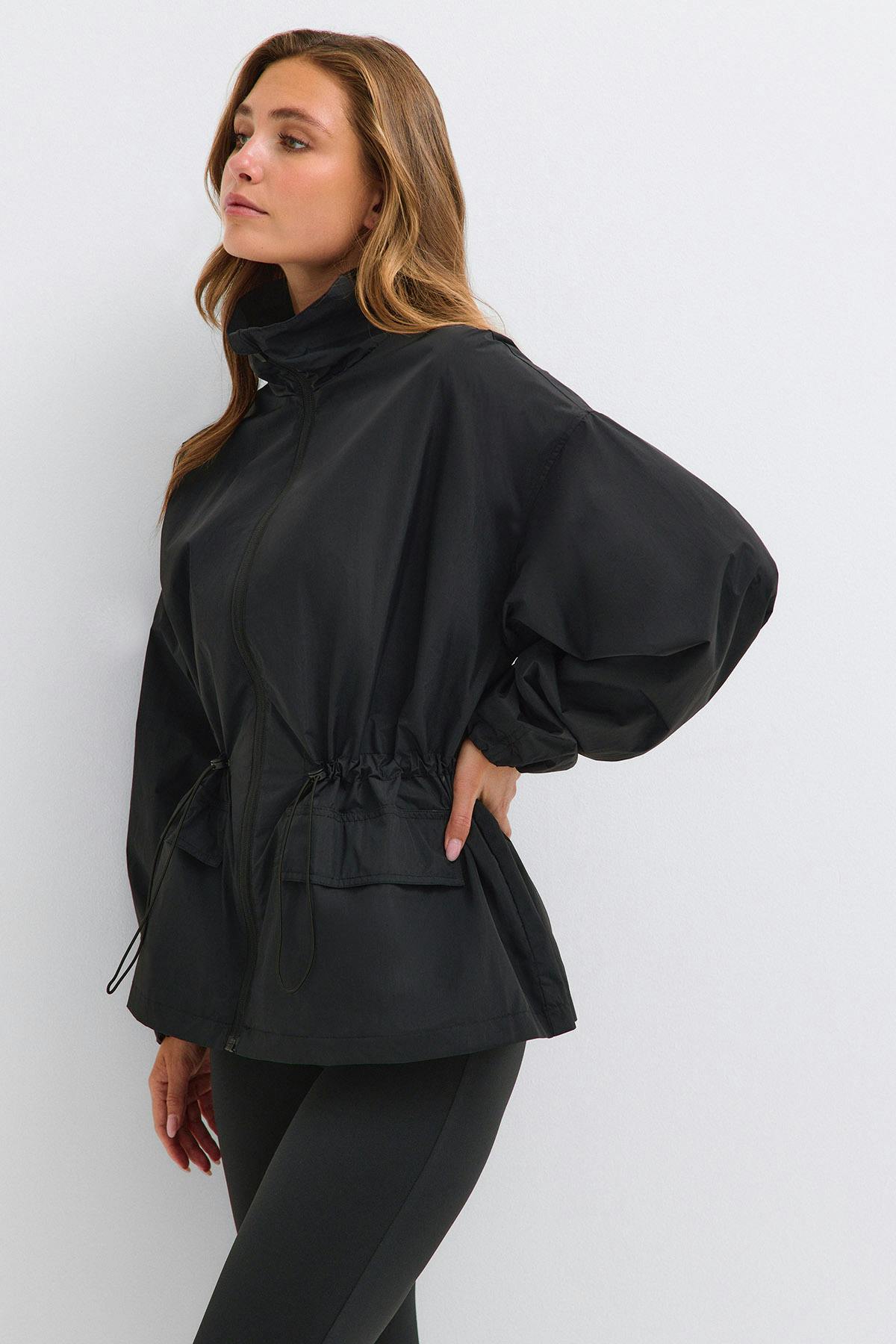 Cinched waist sport jacket
