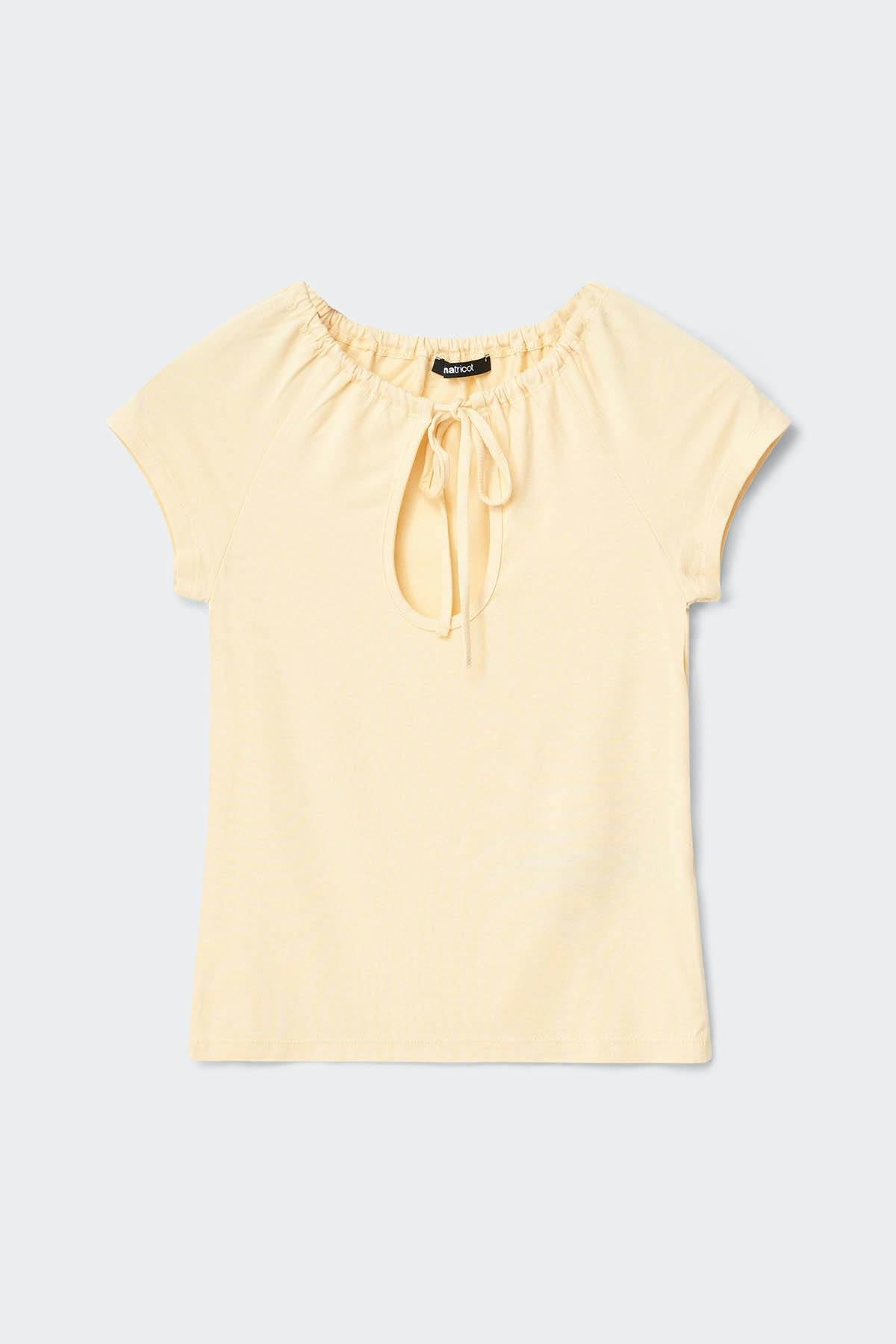 Keyhole top