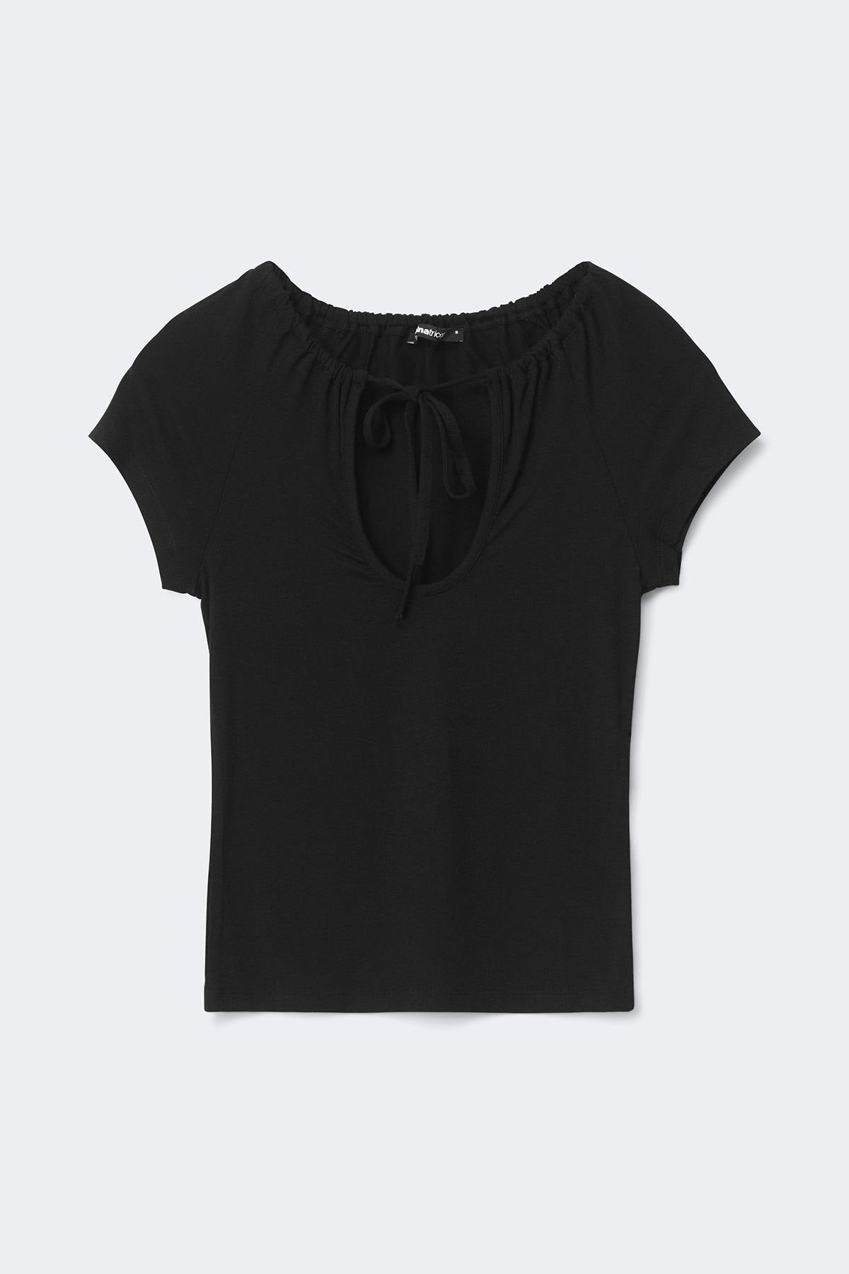Keyhole top
