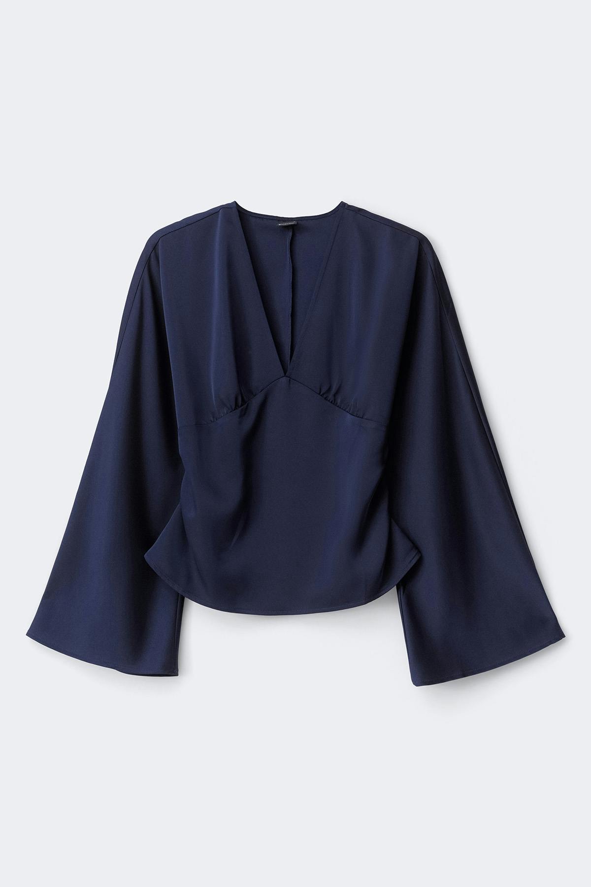 Shaped blouse