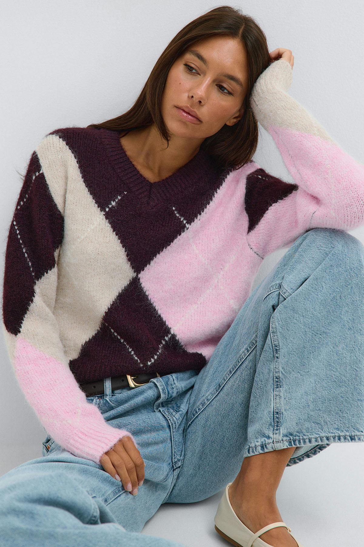 Argyle knitted sweater