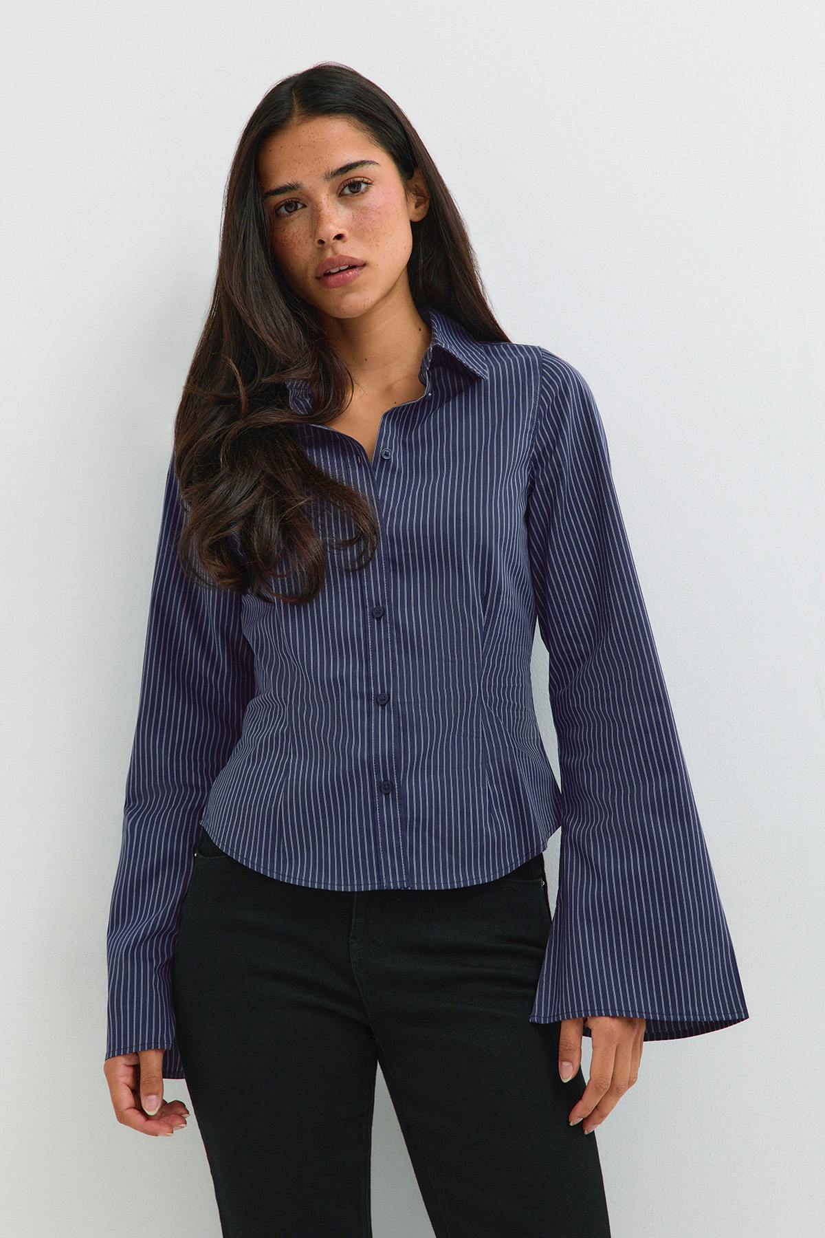 Shaped shirt