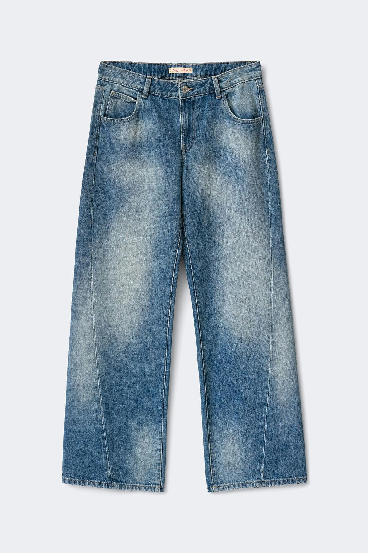 Button snap back jeans