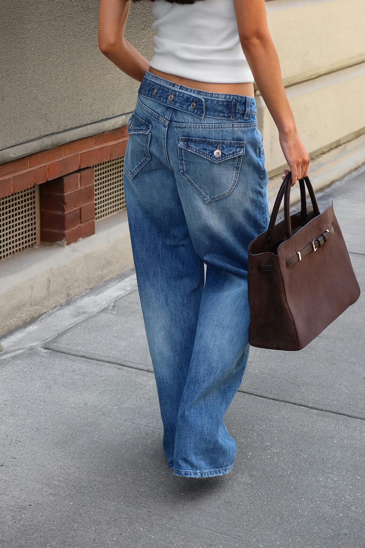 Button snap back jeans