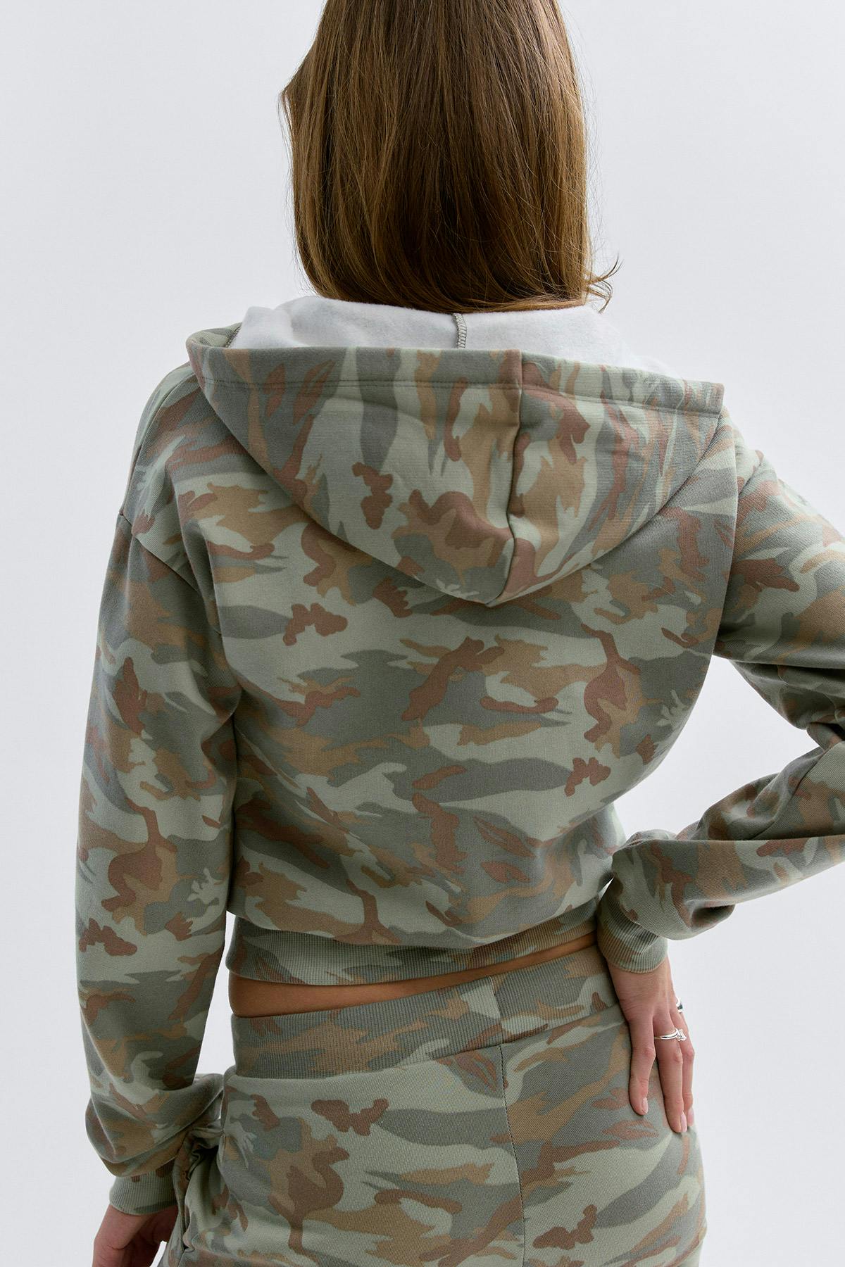 14+ zip hoodie