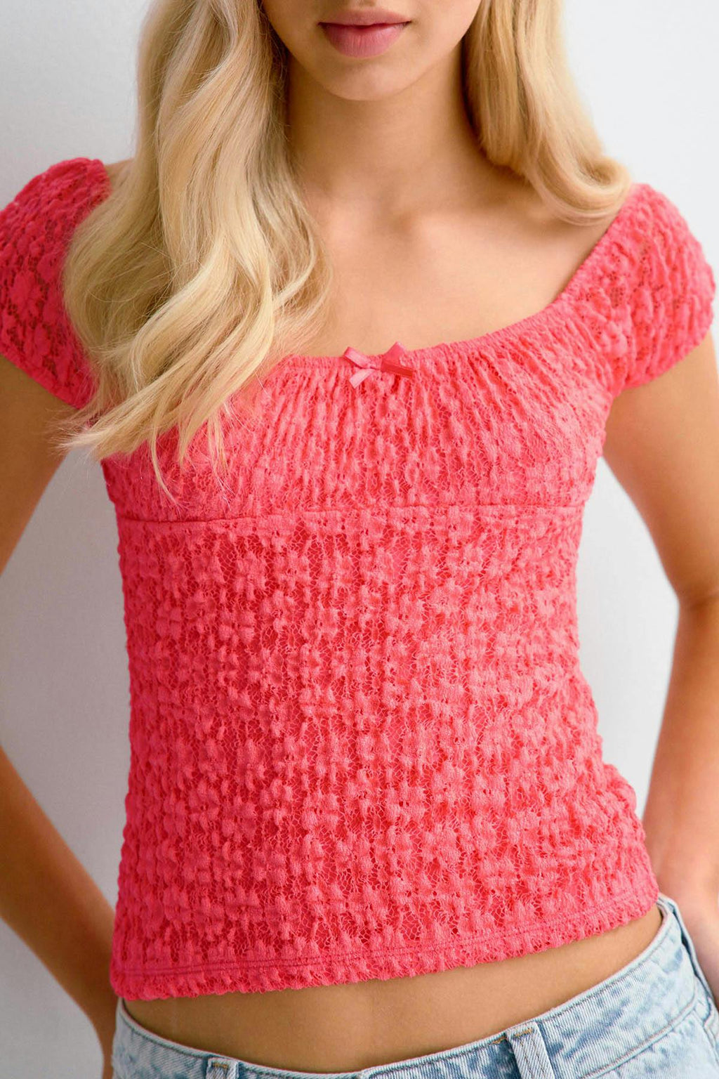 Y lace ruched top