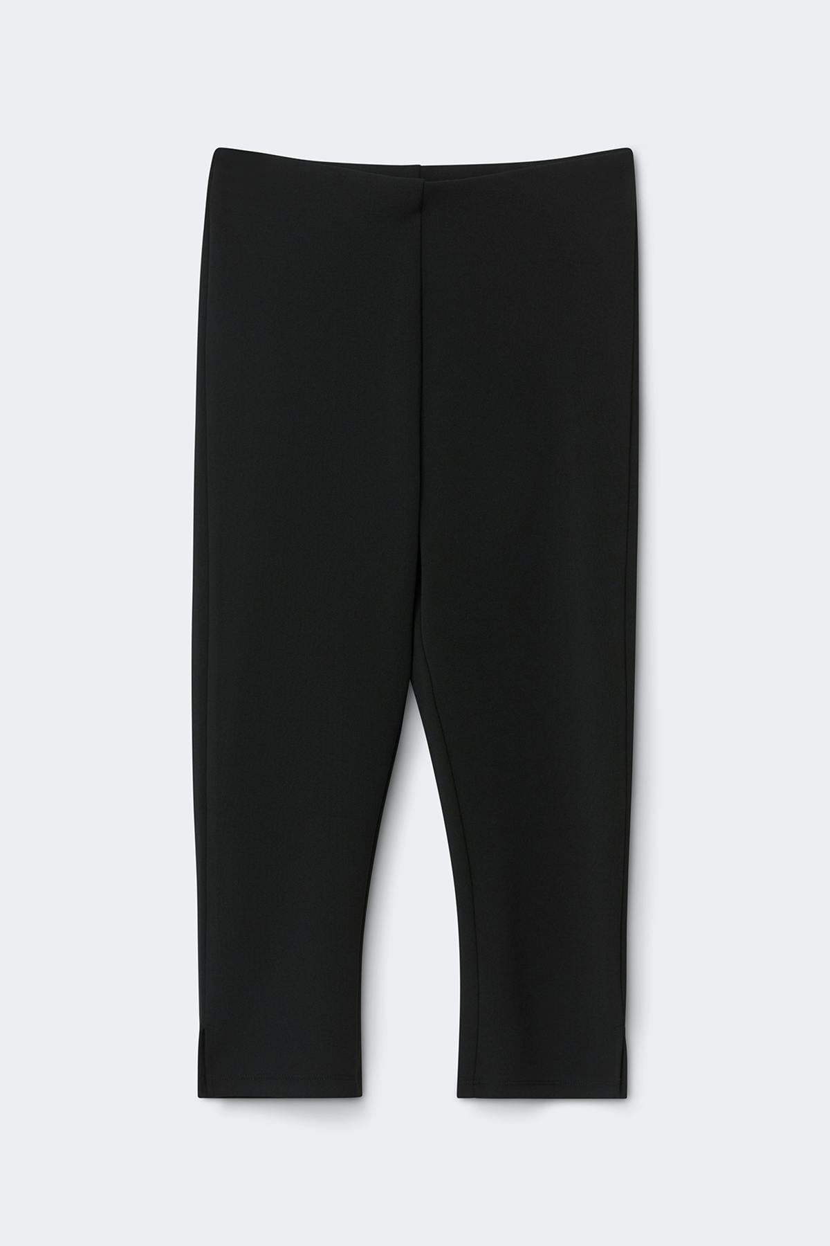 Capri trousers