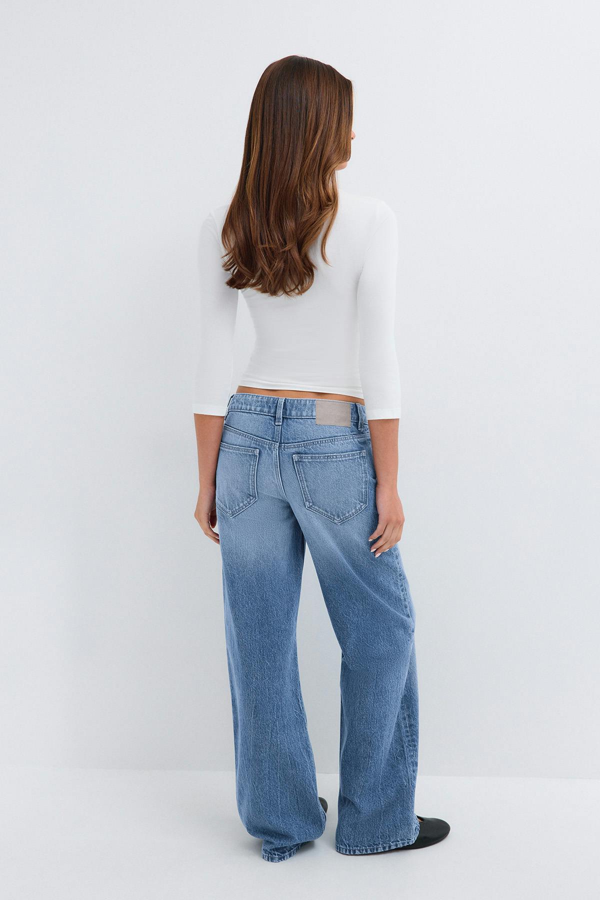Button down jeans
