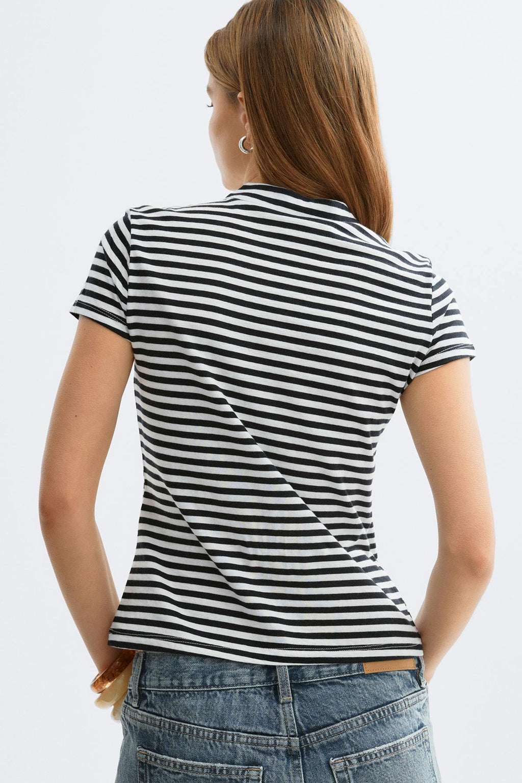Keyhole top